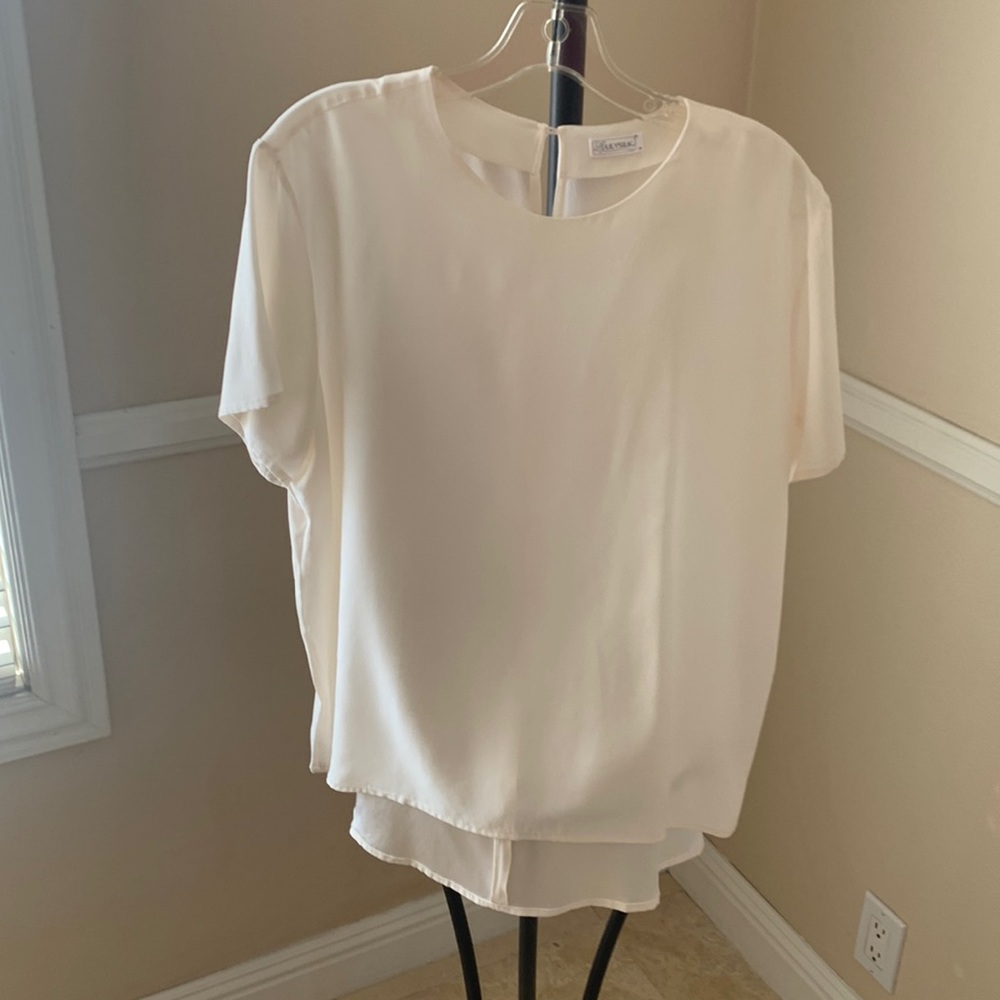 New (No Tags) LilySilk 100% Mulberry Silk Blouse in White